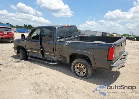2005 Chevrolet Silverado C2500 Heavy Duty z USA, uszkodzony, nr VIN 1GCHC29U25E228684